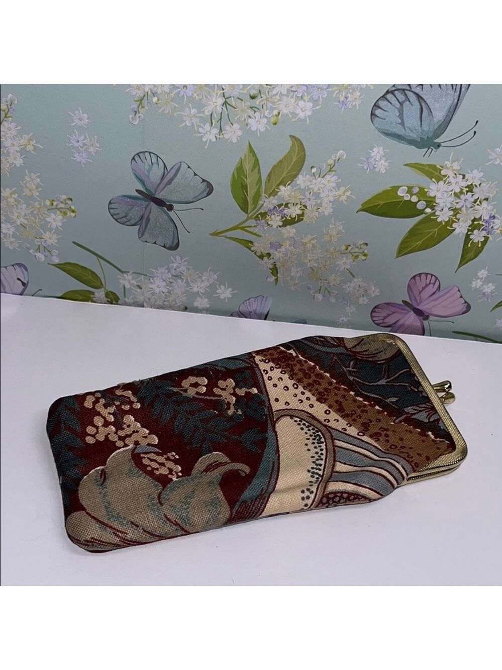 Vintage Floral Tapestry Clutch Glasses Accessories